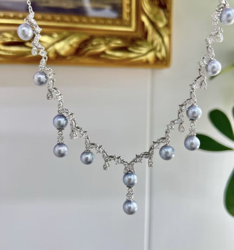 21 natural pearls and cultured pearls